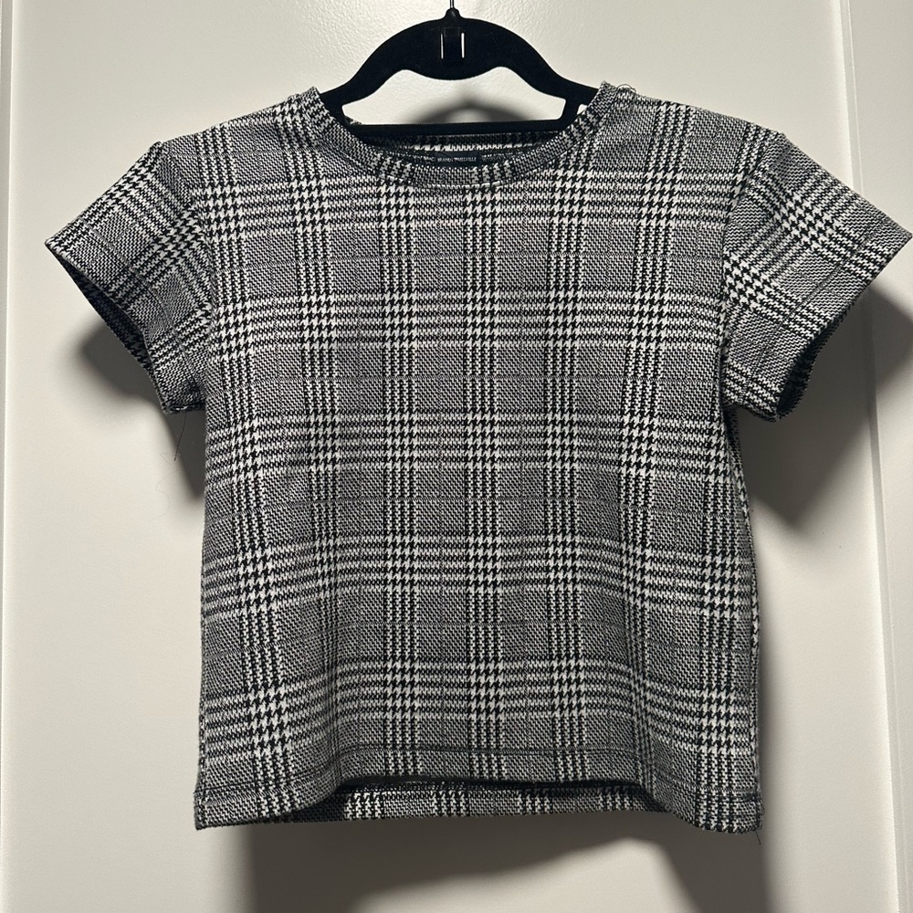 Brandy Melville cropped plaid shirt